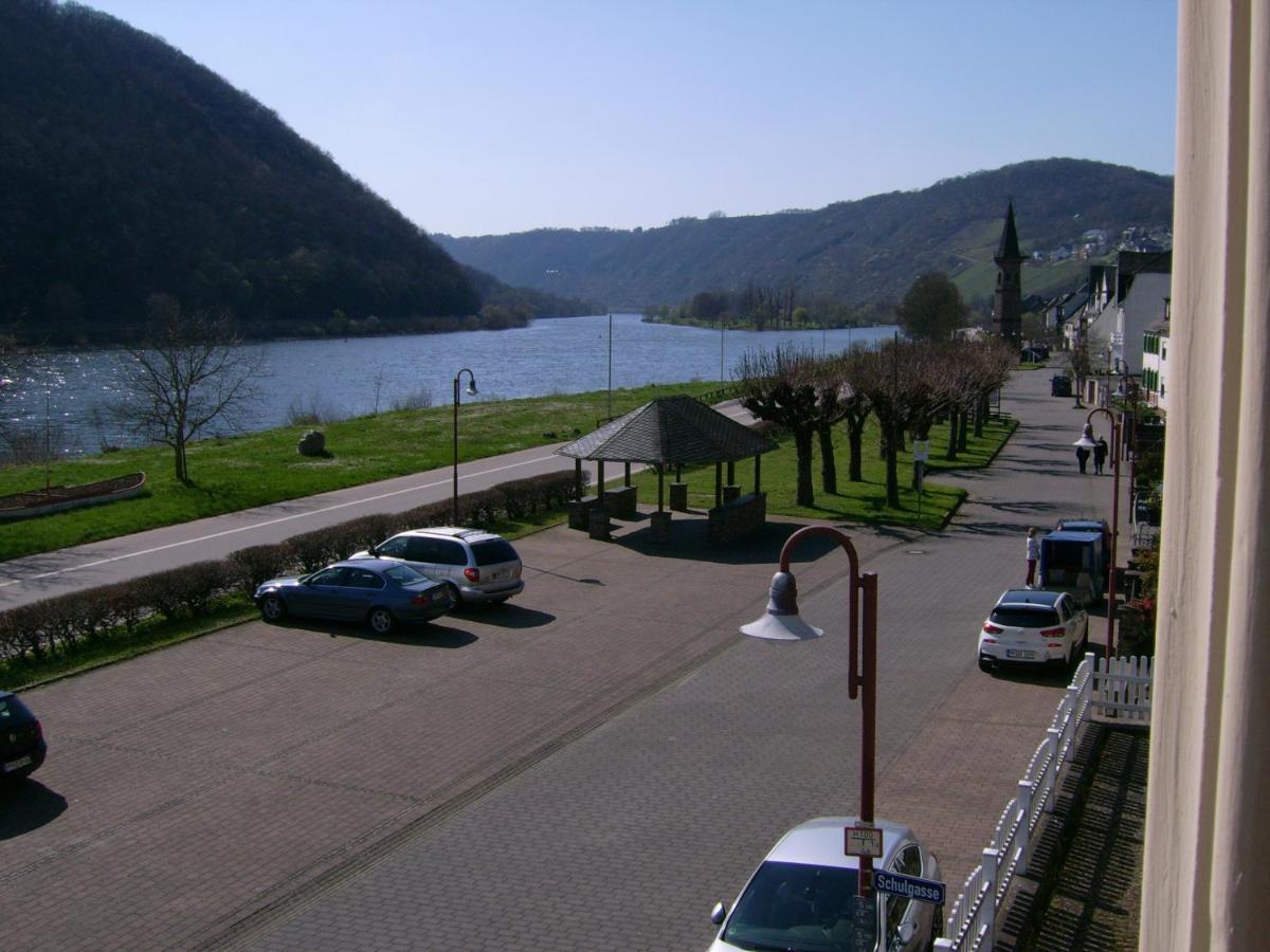 Gasthaus Zur Traube Hatzenport Εξωτερικό φωτογραφία