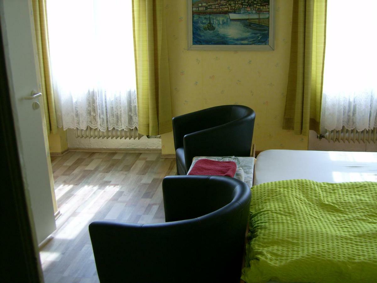 Gasthaus Zur Traube Hatzenport Εξωτερικό φωτογραφία