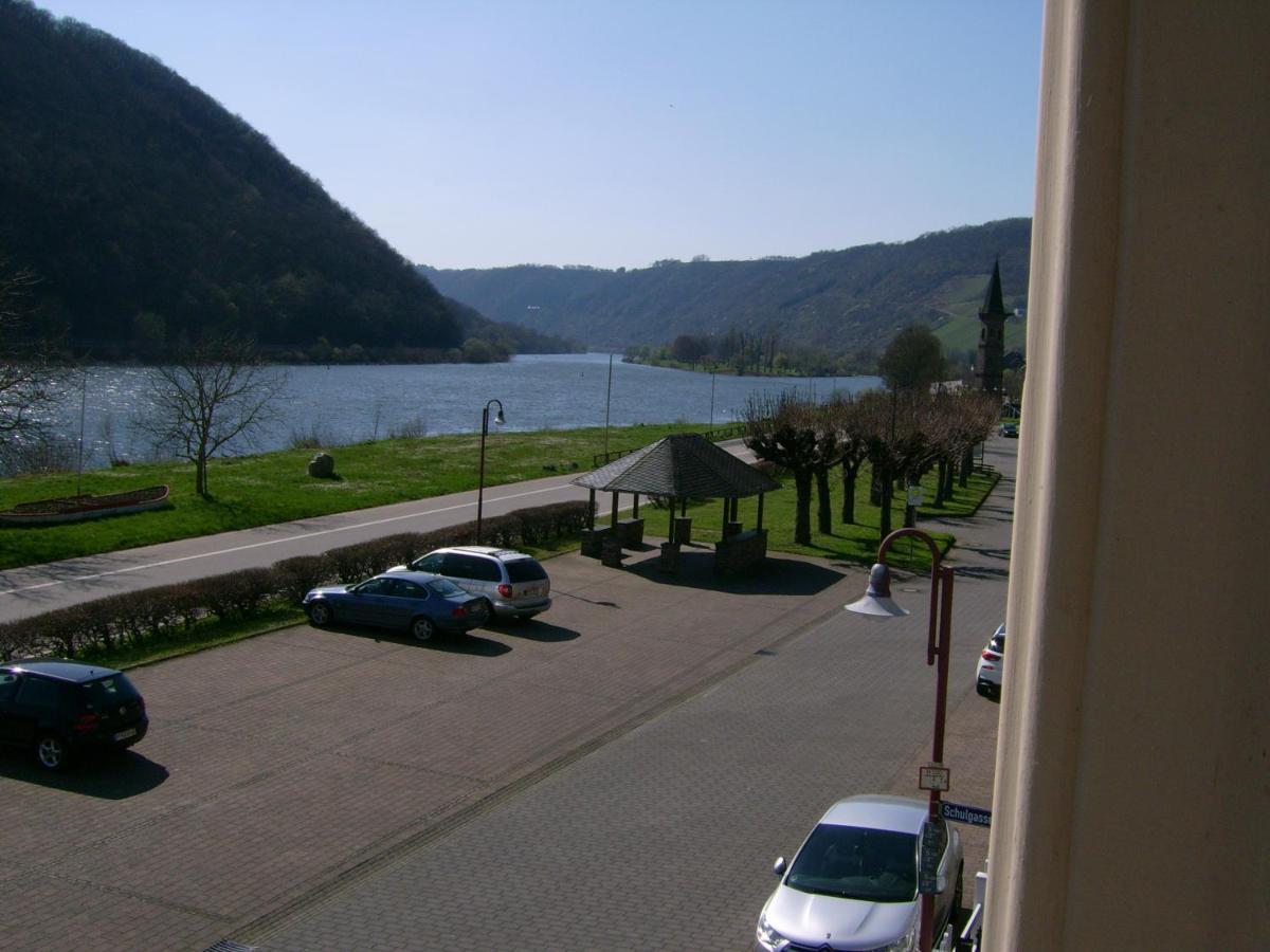 Gasthaus Zur Traube Hatzenport Εξωτερικό φωτογραφία