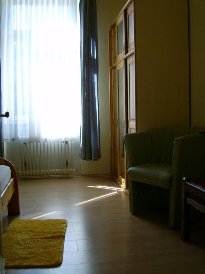 Gasthaus Zur Traube Hatzenport Εξωτερικό φωτογραφία