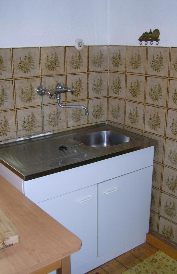 Gasthaus Zur Traube Hatzenport Εξωτερικό φωτογραφία